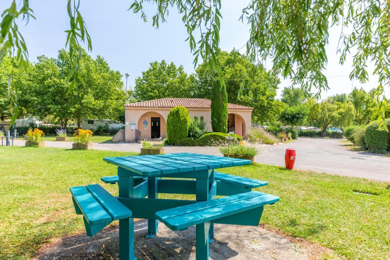 Camping Sites Et Paysages Les Pres Hauts Sisteron Eksteriør billede