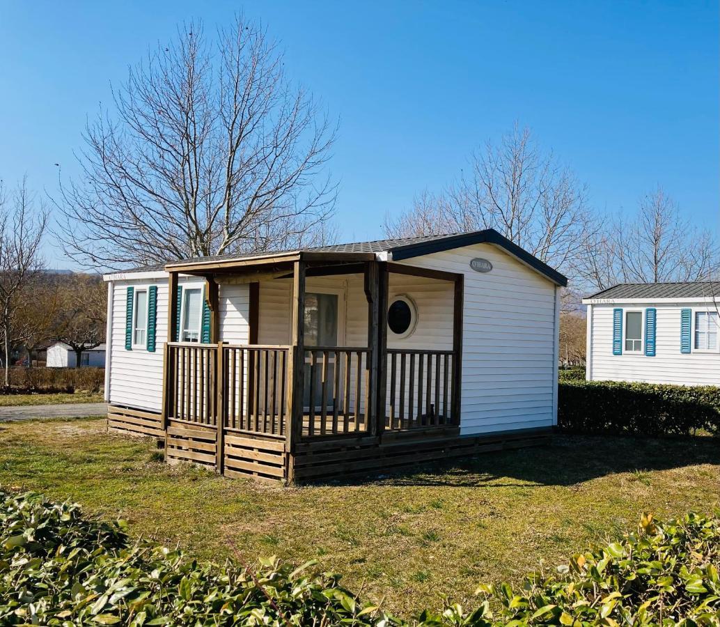 Camping Sites Et Paysages Les Pres Hauts Sisteron Eksteriør billede