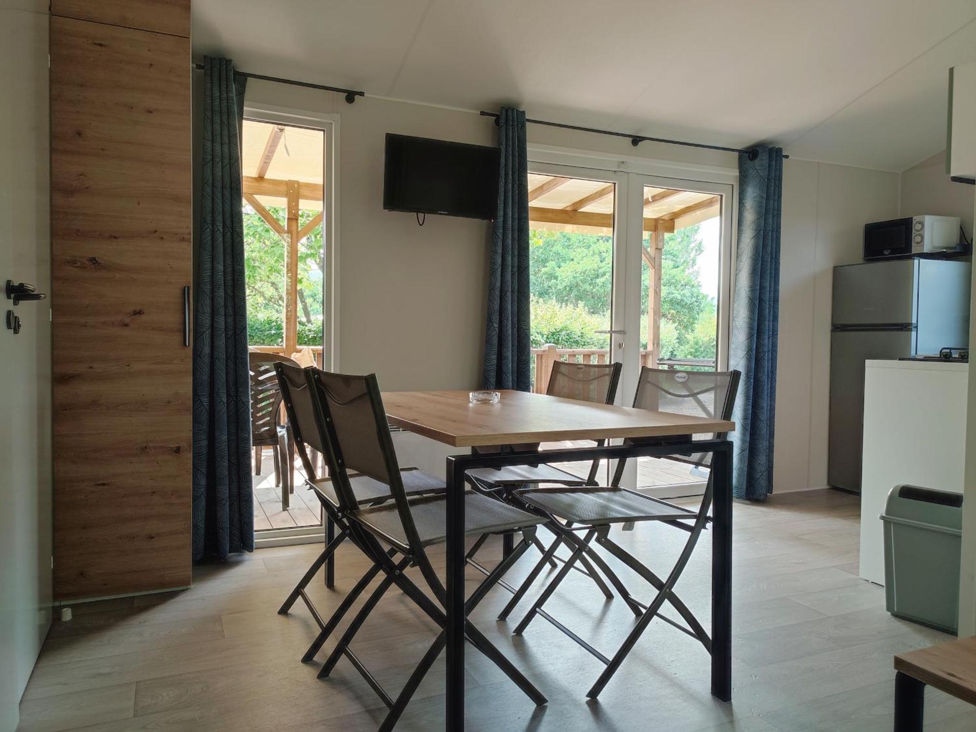 Camping Sites Et Paysages Les Pres Hauts Sisteron Eksteriør billede