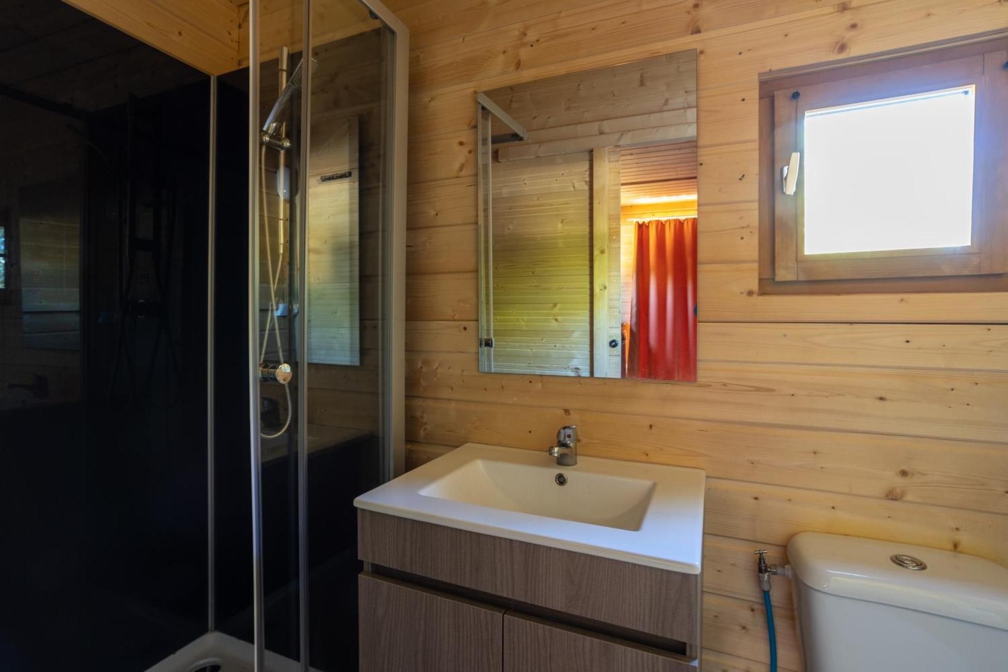 Camping Sites Et Paysages Les Pres Hauts Sisteron Eksteriør billede