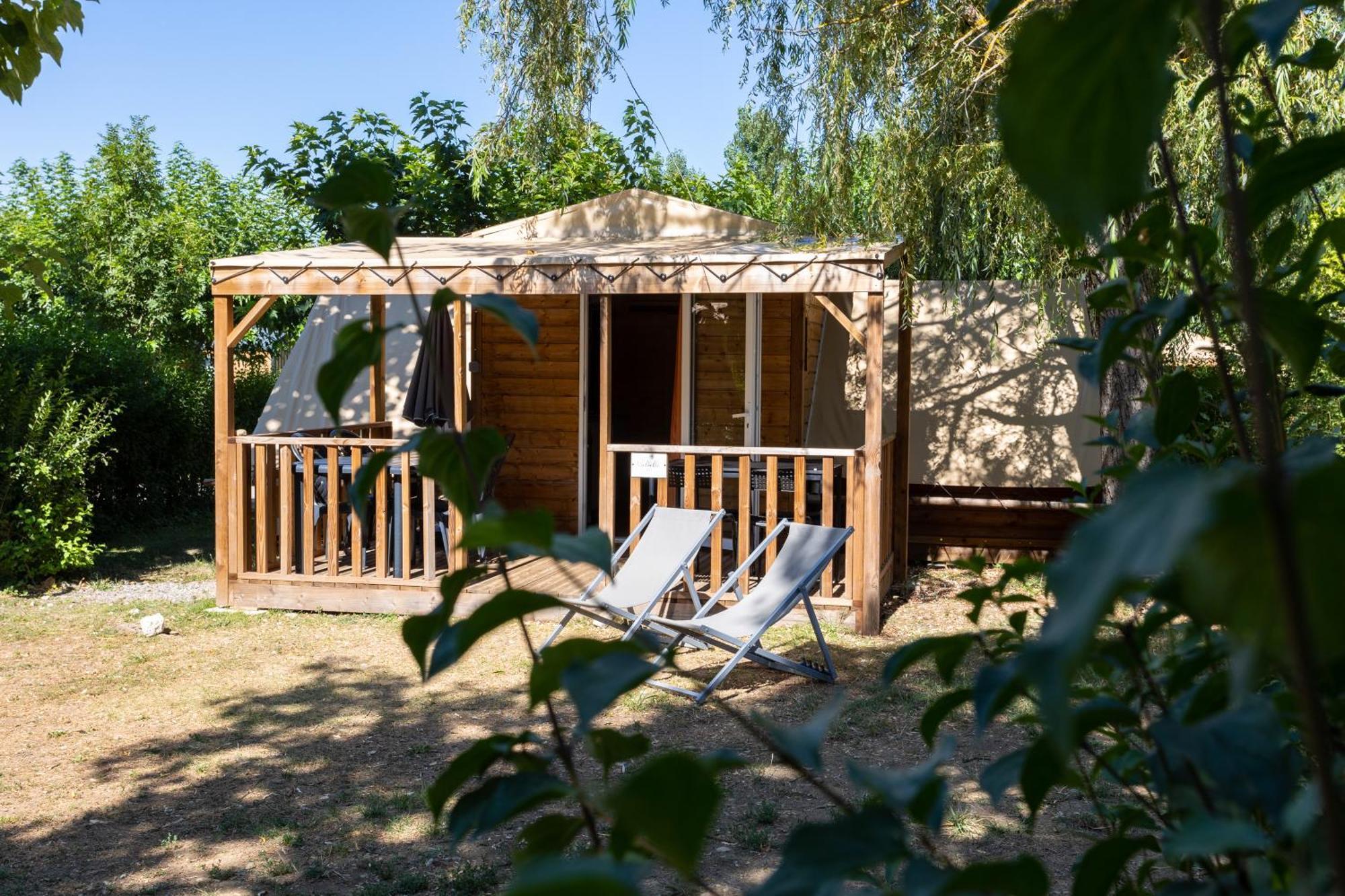Camping Sites Et Paysages Les Pres Hauts Sisteron Eksteriør billede